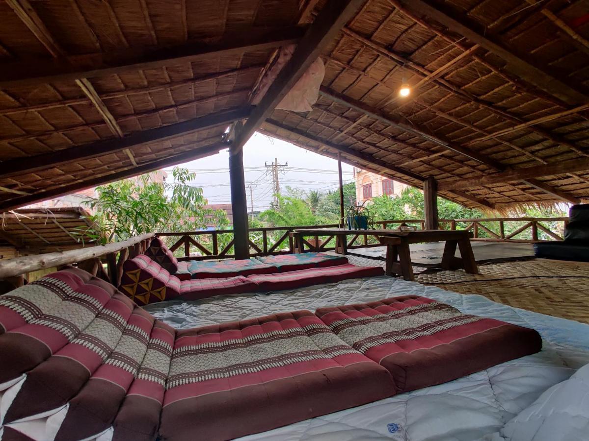A Pousada Bike&Bed Thakhek Exterior foto